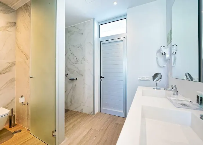 Ξενοδοχείο Nayra - Adults Only 4*